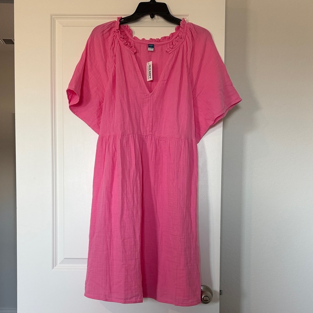 Women’s Old Navy Maternity Pink Ruffle-Neck Short Sleeve Dress